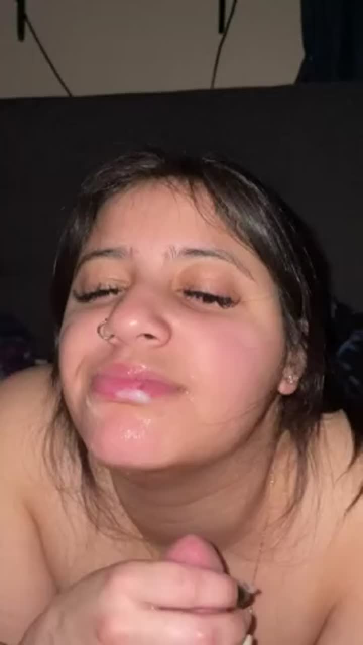 Little slut swishes big load around in her mouth - free porn video