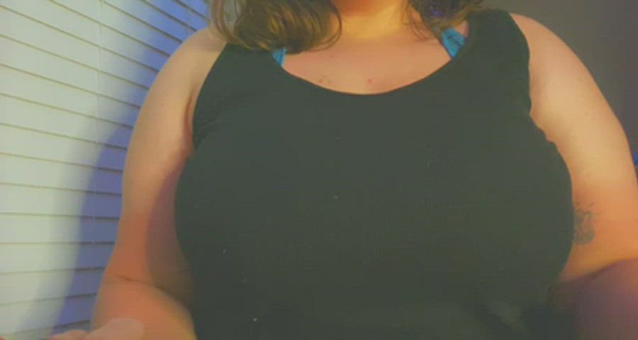 I love watching my 40G titties drop 🥵 - free porn video