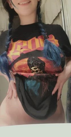 I like to tease you with my little titty drops - free porn video