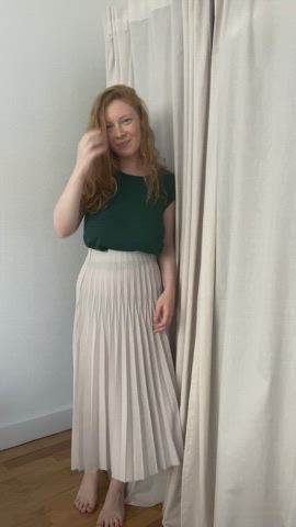 She's a busty redhead but she has the personality of a golden retriever - free porn video