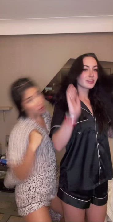 Two hotties! - free porn video