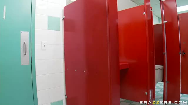 Everyone's A Critic... - free porn video
