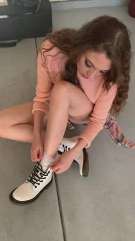 Garage cumslut! - free porn video