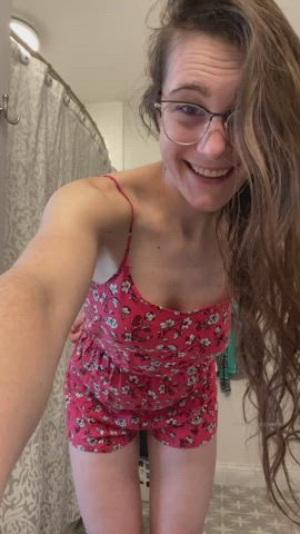 I’m still learning how to twerk & you look like you’d be down to help me practice - free porn video