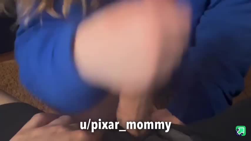 I can feel you getting harder in my mouth - free porn video