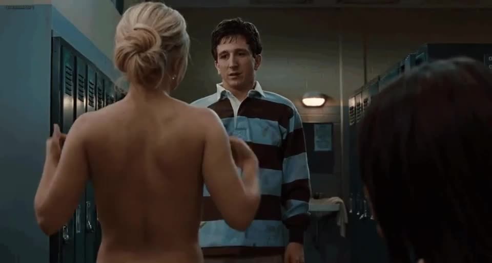 Hayden Panettiere in the Locker Room - free porn video