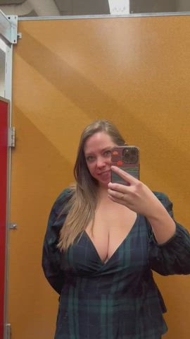 I love it when I can hear other people around! [gif] - free porn video