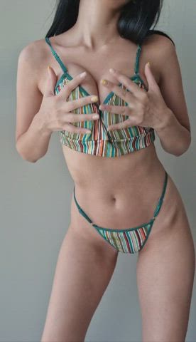 Stacked enough for a petite 18yo? - free porn video