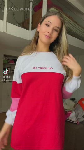 Look Daddy i made a TikTok 🥰 - free porn video