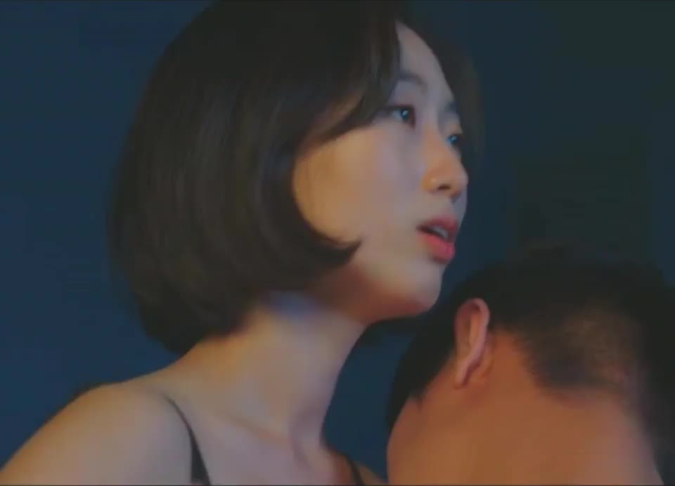 Lee Da-sol in 'Hit the Spot' - free porn video