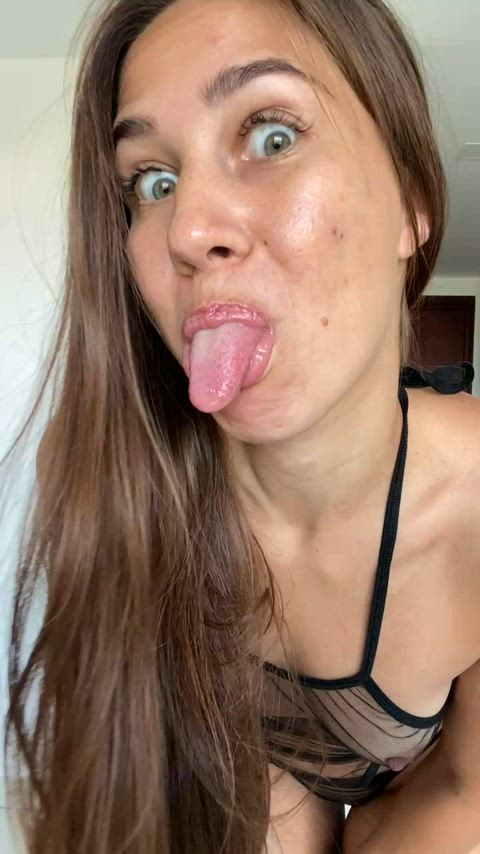 Is the first date too soon to fuck both holes? - free porn video