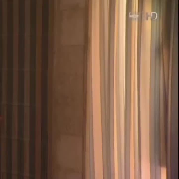 19 year old Gal Gadot was so tight and sexy - free porn video