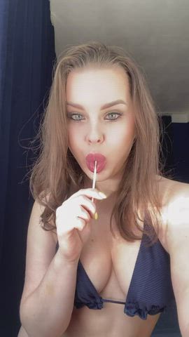 Want to see what my mouth can do? - free porn video