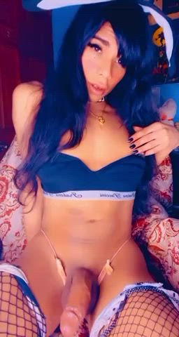 Would you ever jerk a girls cock while she rides yours? 💜 - free porn video