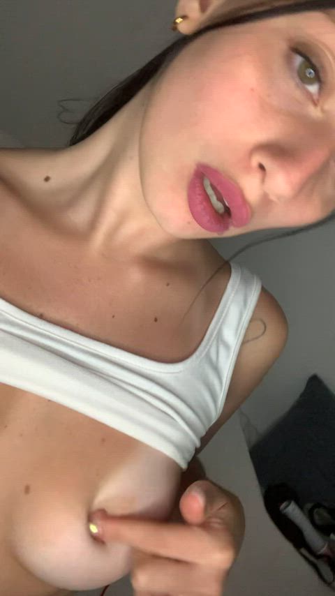 I was born in 2005 and I love to cum - free porn video