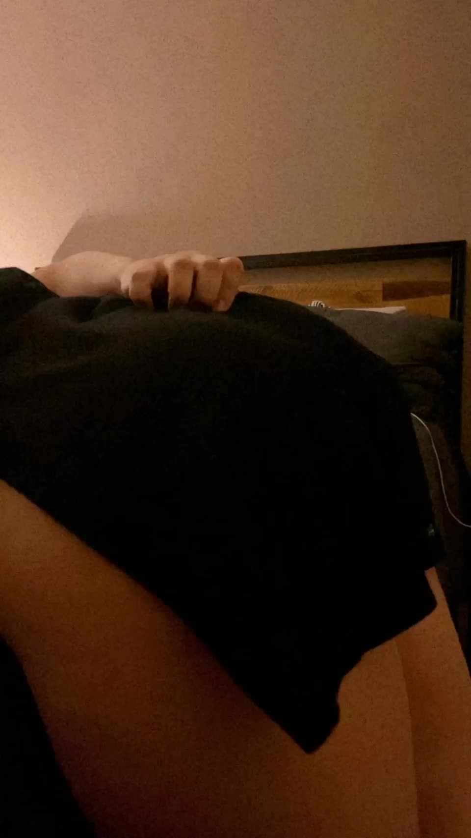 Please cum and make me yours - free porn video