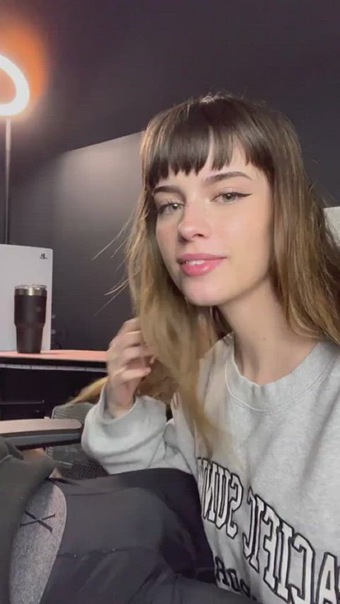 "Hey buddy can you make me hard real quick for our goon session?" - free porn video