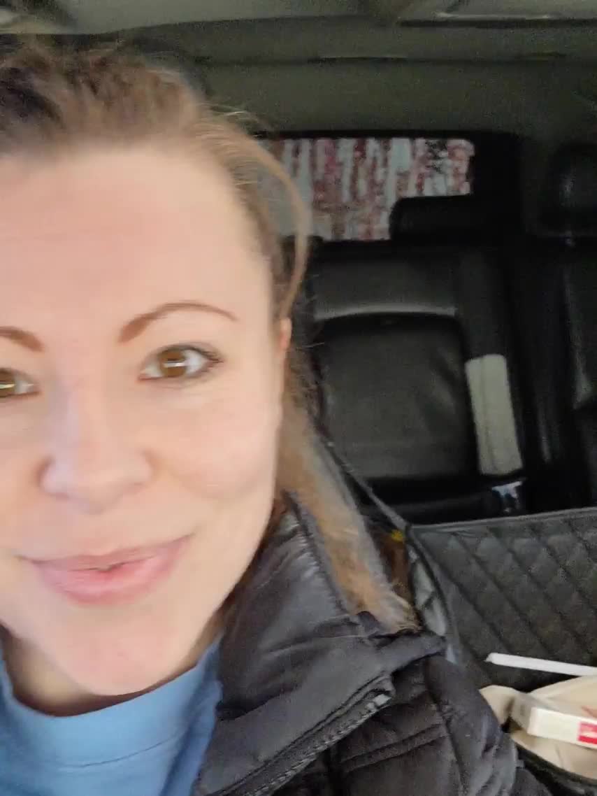 Car Wash Titties 🚘💦😘 - free porn video