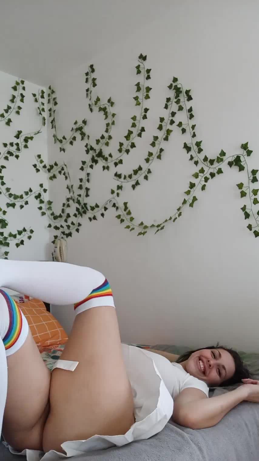 I never show this much on reddit, but I'm too horny to think lol - free porn video