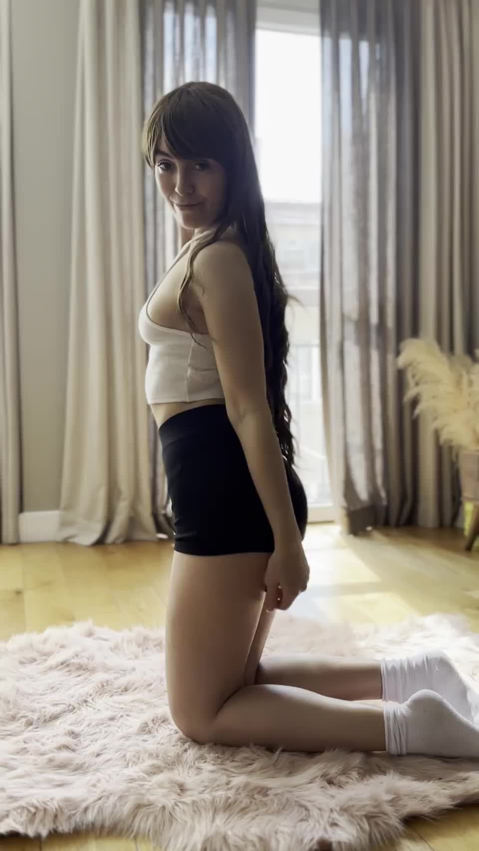Do gooners like to jackoff to petite goon fuel? Carry me to the room gooner - free porn video