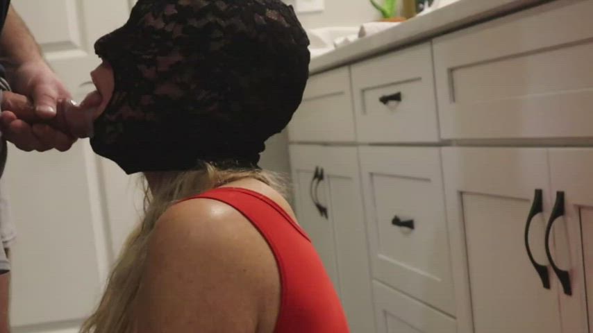 I took a load in the mouth and it got messy 😚 - free porn video