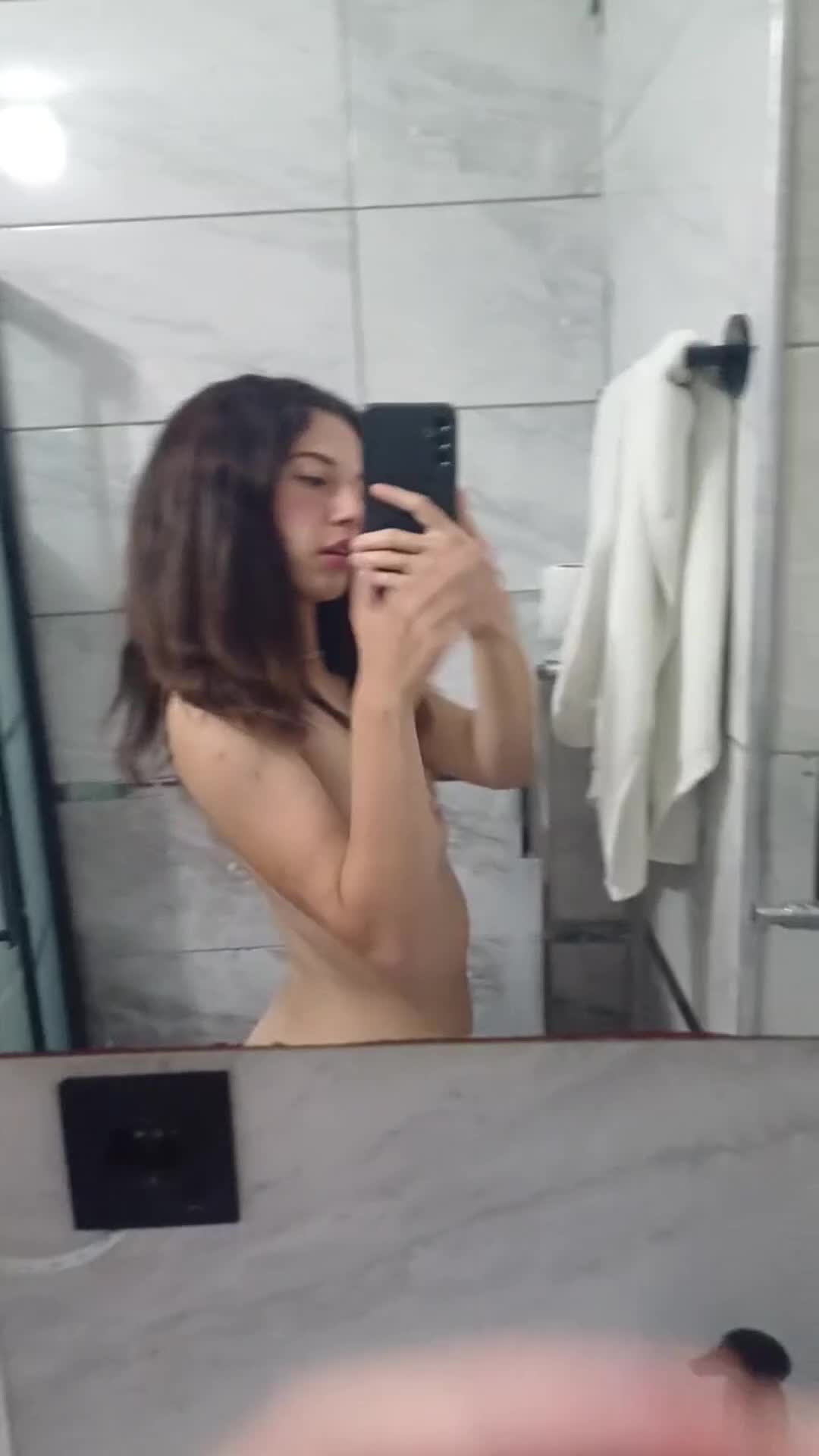 Do 18 year olds turn you on? 😉 - free porn video