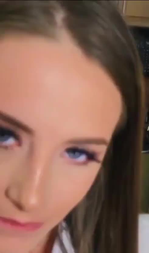 Sexy Secretary - free porn video