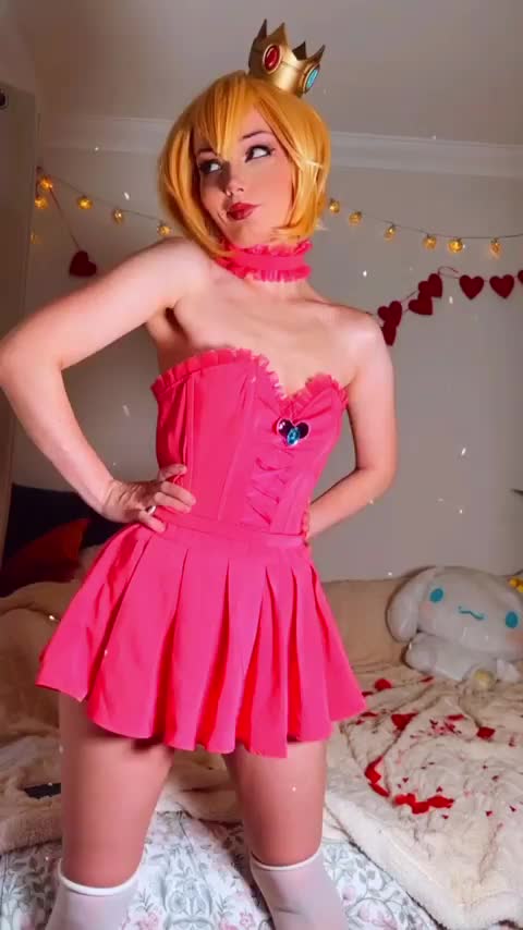 Princess Peach [Super Mario] (Pixiecat) - free porn video