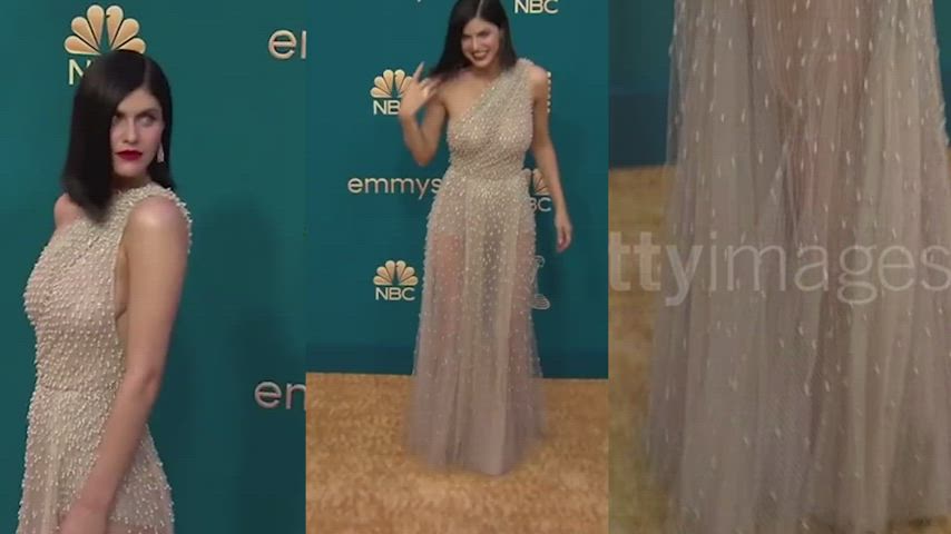 Alexandra Daddario (2022 Emmys) - free porn video