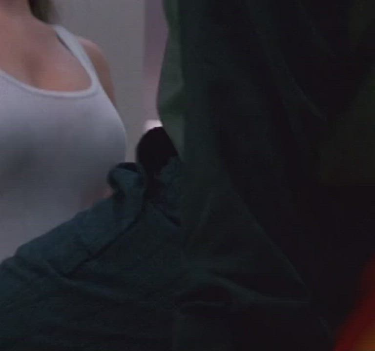 Jennifer Connelly Is Good At Riding - free porn video