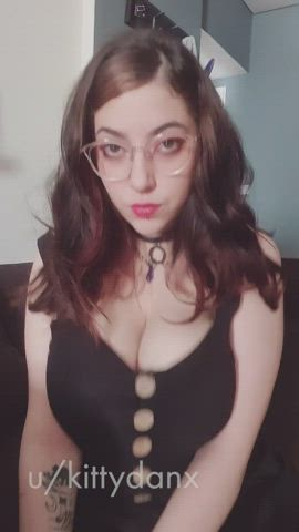 Big Tits Brunette Goth Huge Tits - free porn video