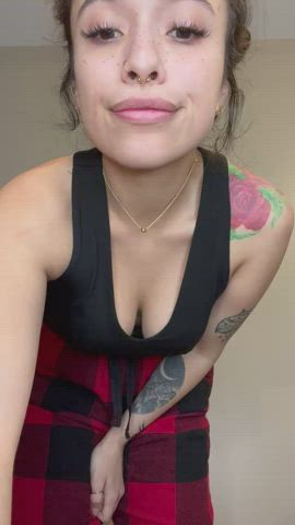 Full of energy and ready to fuck - free porn video