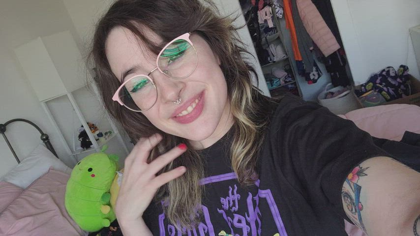 Hope you dont mind me flashing my pussy - free porn video