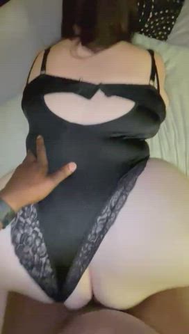 Throwing is back like a good BBC slut - free porn video