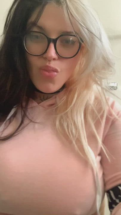 Was visiting my dad and decided to sneak away and show you guys my titties🤭 - free porn video