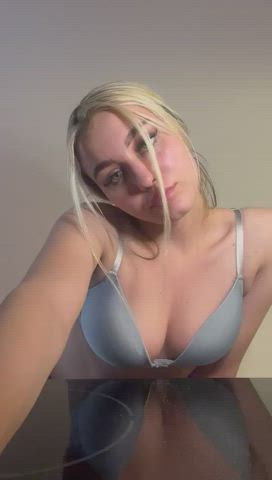 Can I ask a favor from u, grab my ass and give me a warm kiss - free porn video