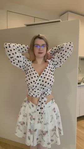 Slim and busty and bouncy! - free porn video