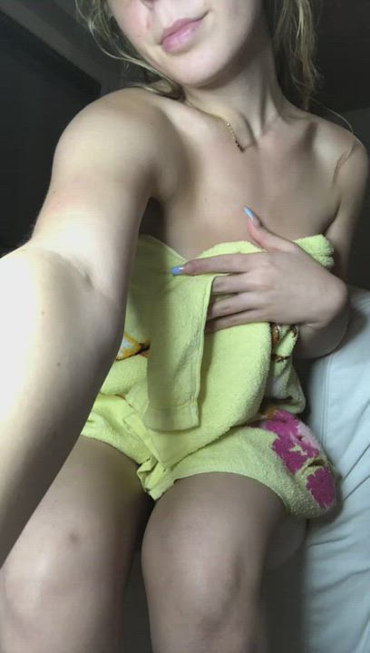 What do you think about an common shower session 🙈 - free porn video