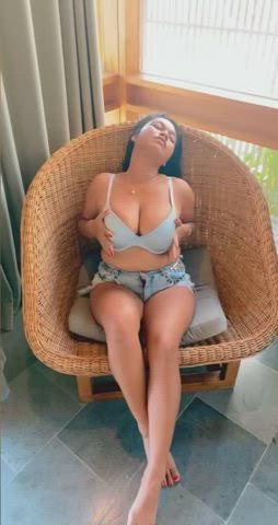 kinda tight to keep them inside, should i let them breathe? ^^ - free porn video
