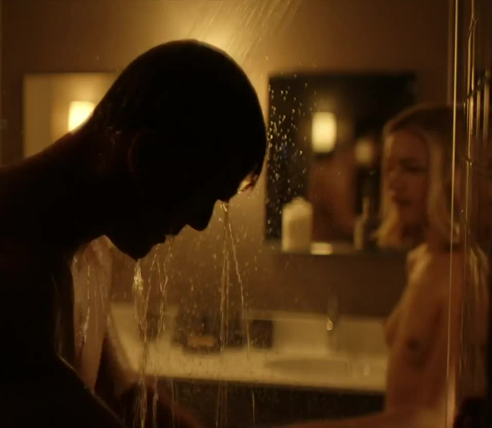 Willa Fitzgerald - Nude debut in 'Reacher' S1 - free porn video