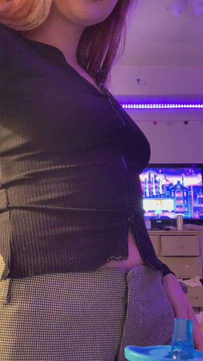 My giant, furry peeping Tom lol - free porn video