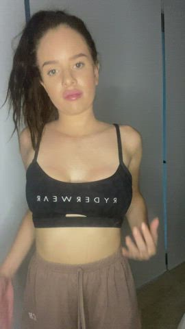 ever undressed a 19yo australian girl and made her yours - free porn video