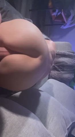 Enjoying every inch of me right before she marries my college roommate - free porn video