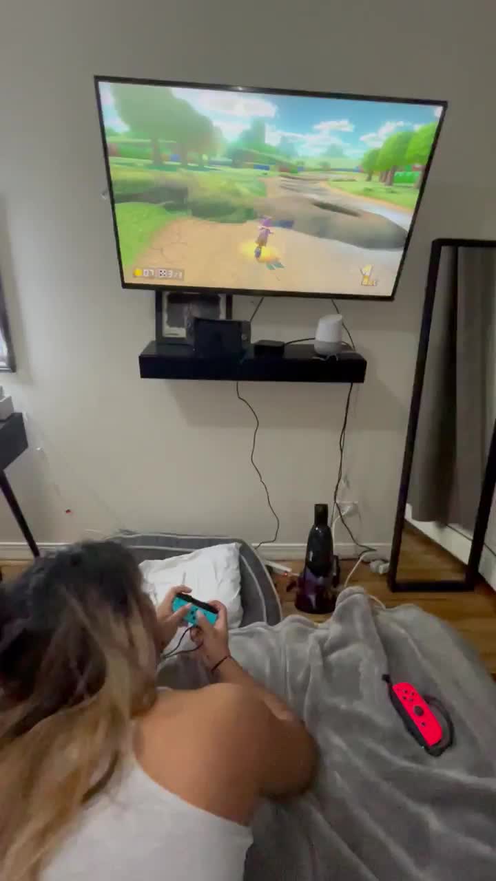 I still ending up cumming in first place even while my roommate was pounding me out 🥰 - free porn video