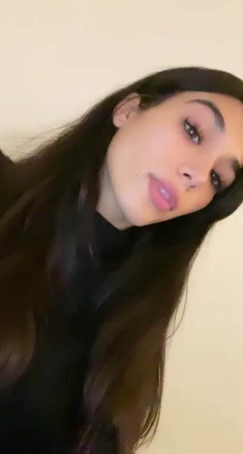 I can't stop gooning to her, I need her to make me a good sissy girl. Anyone know her name? - free porn video
