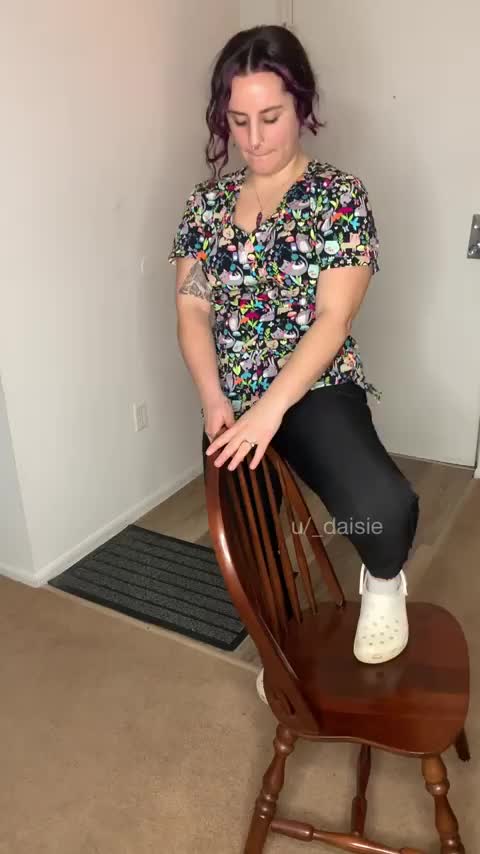 chair hump before work🪑 - free porn video