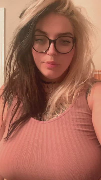 Slow drop for dramatic effect 🥰 - free porn video