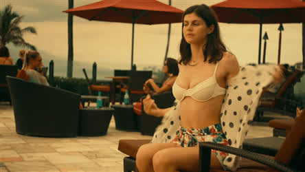 I always think I'll get enough of Alexandra Daddario in a bikini. Hasn't happened yet. - free porn video