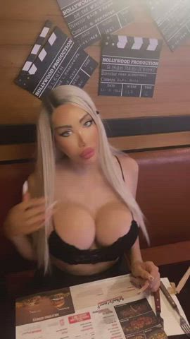 Big Boobs Blonde Bombastic Bimbo Babe - free porn video