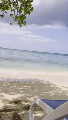 Beautiful day for some beach fun 😍 - free porn video